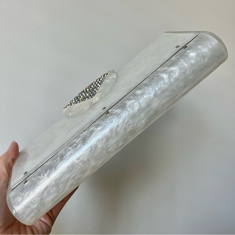 Vintage 1950s Willardy Lucite Rhinestone Clutch - Picture 4 of 7